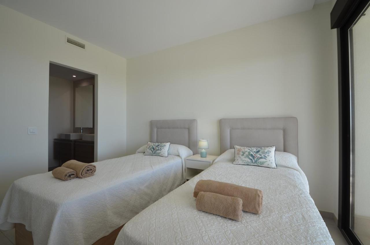 Ocean Excellent & Solmares Apartment *